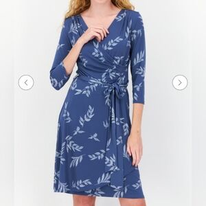 NWT Chic Blue Dress with Elegant Design Size L